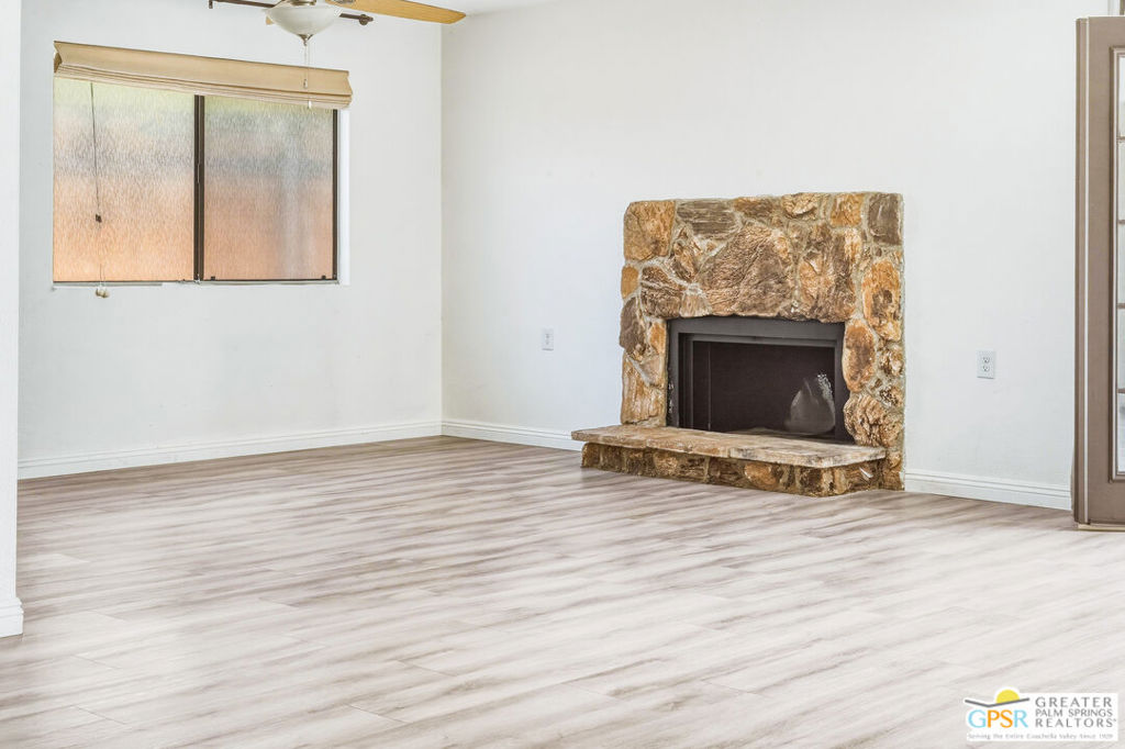 52925 Avenida Vallejo