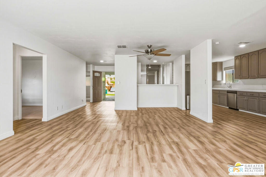52925 Avenida Vallejo