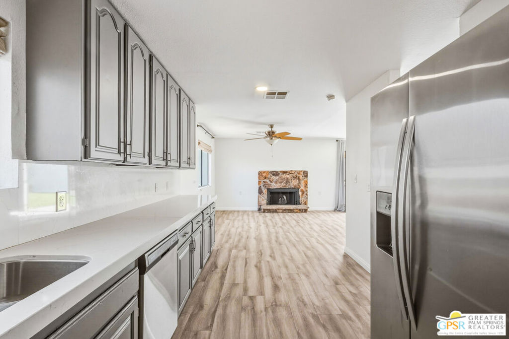 52925 Avenida Vallejo