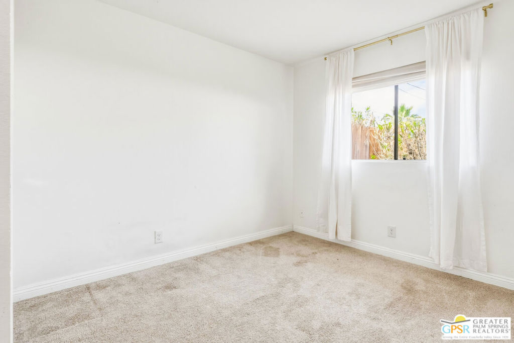 52925 Avenida Vallejo