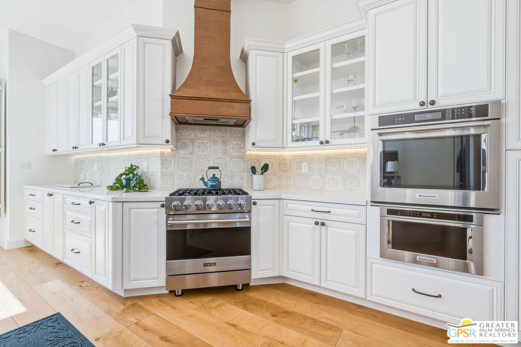 50325 Grand Traverse Avenue