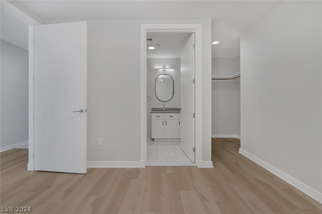 4525 Dean Martin Drive 1010