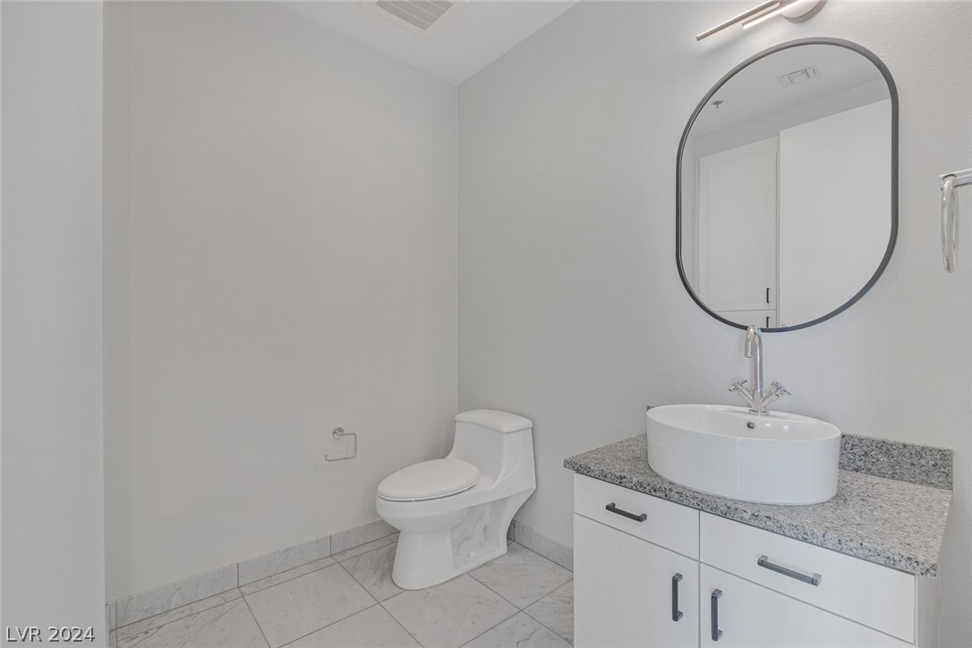 4525 Dean Martin Drive 1010