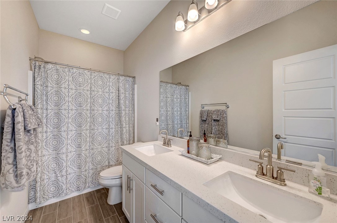 11562 Monte Isola Street