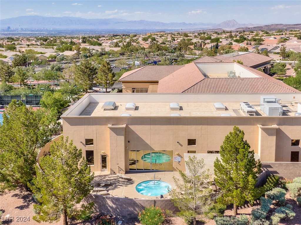 2554 Evening Twilight Avenue