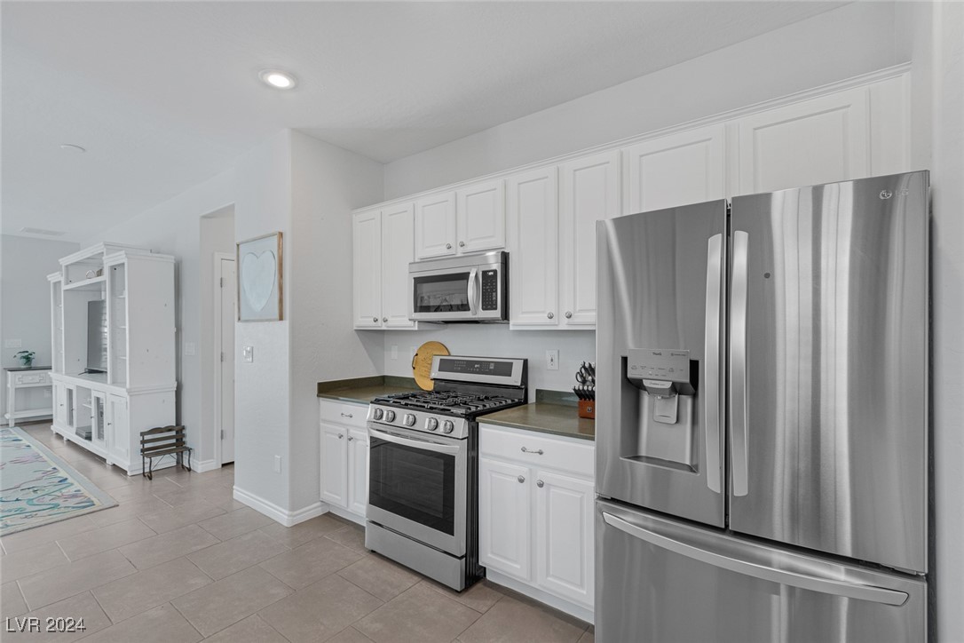 2554 Evening Twilight Avenue