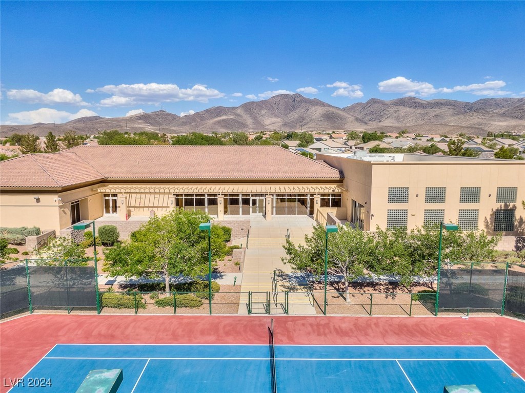 2554 Evening Twilight Avenue