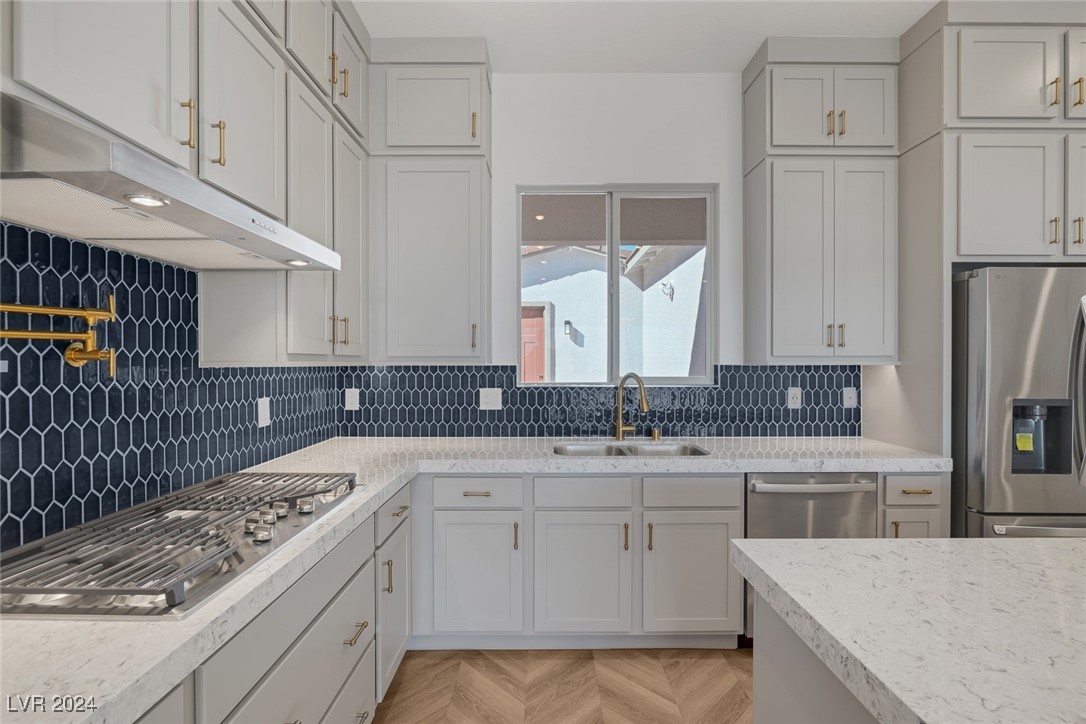 2230 Pigeon Hawk Street