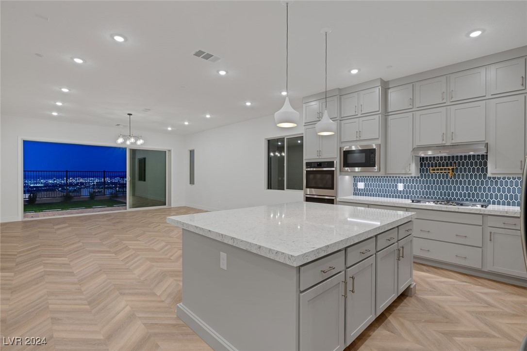 2230 Pigeon Hawk Street