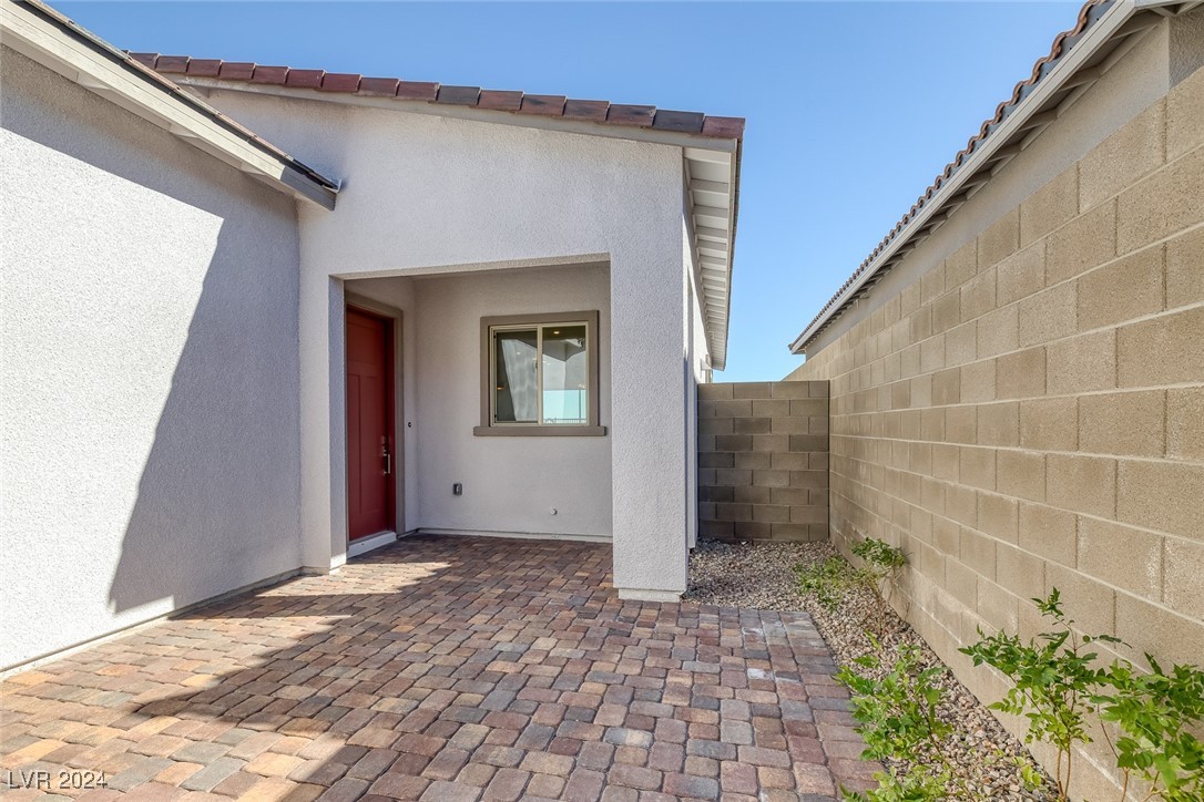 2230 Pigeon Hawk Street