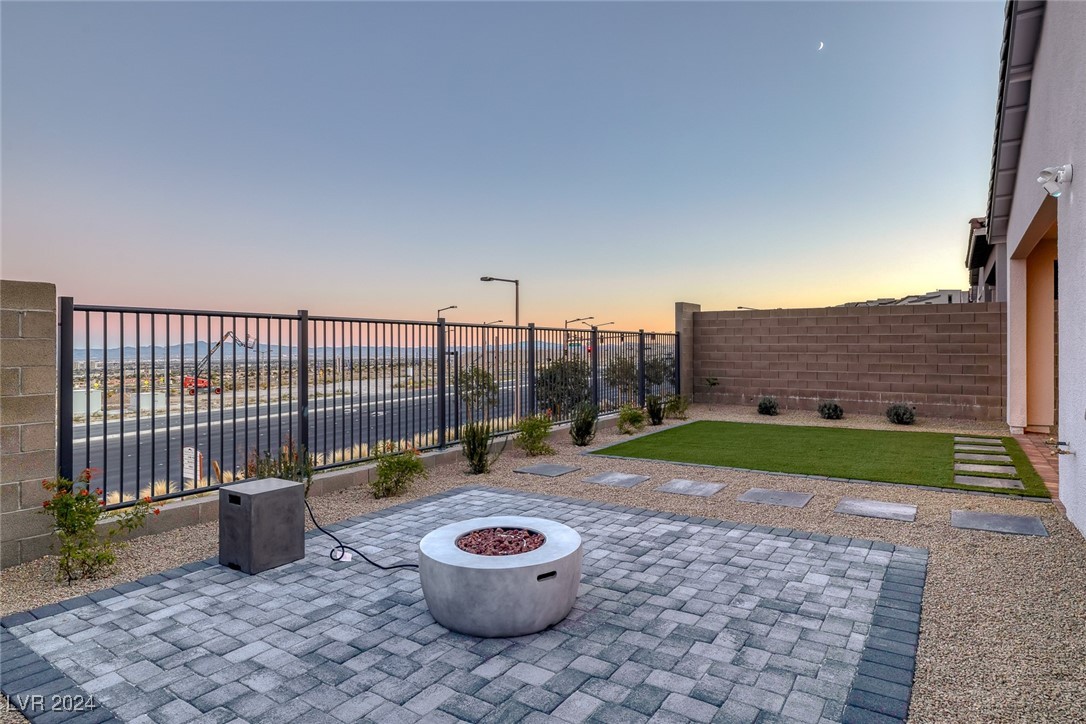 2230 Pigeon Hawk Street