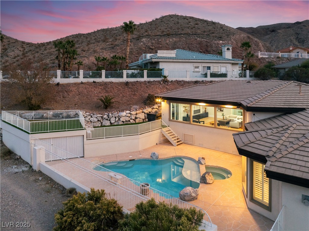 211 Granite Court