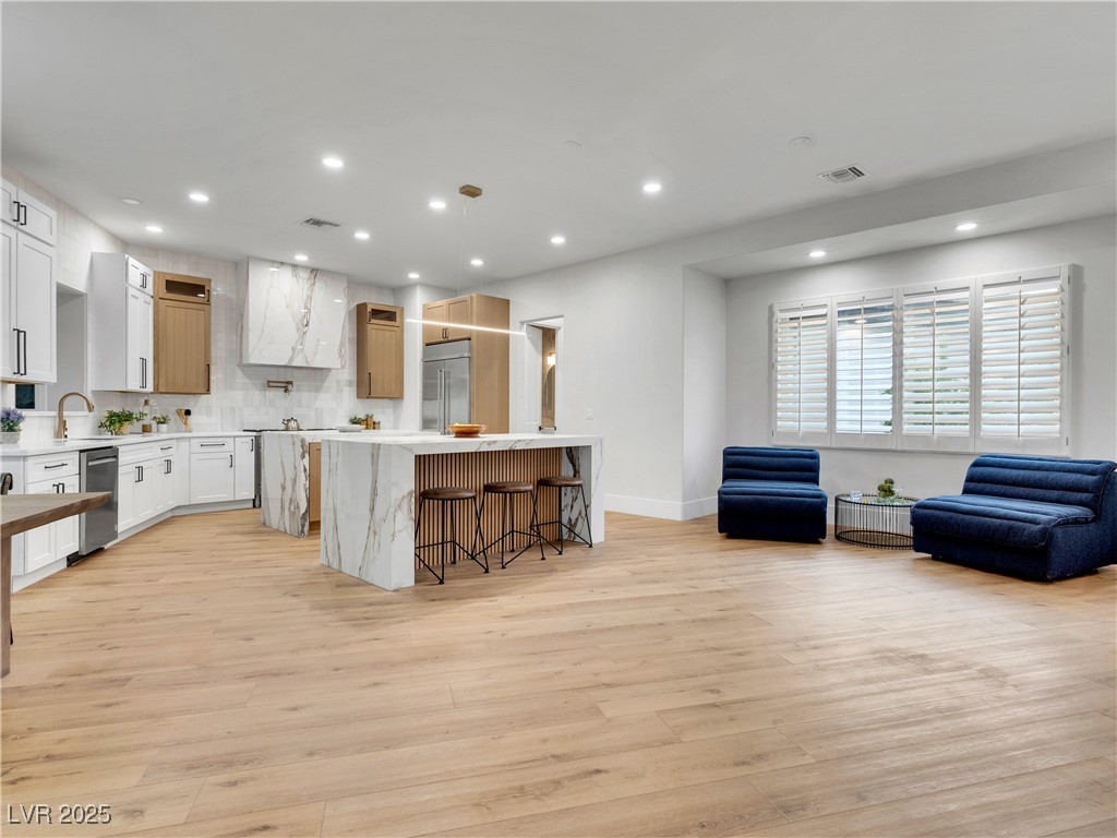 211 Granite Court