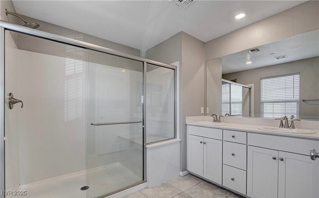 3220 Palindrome Avenue