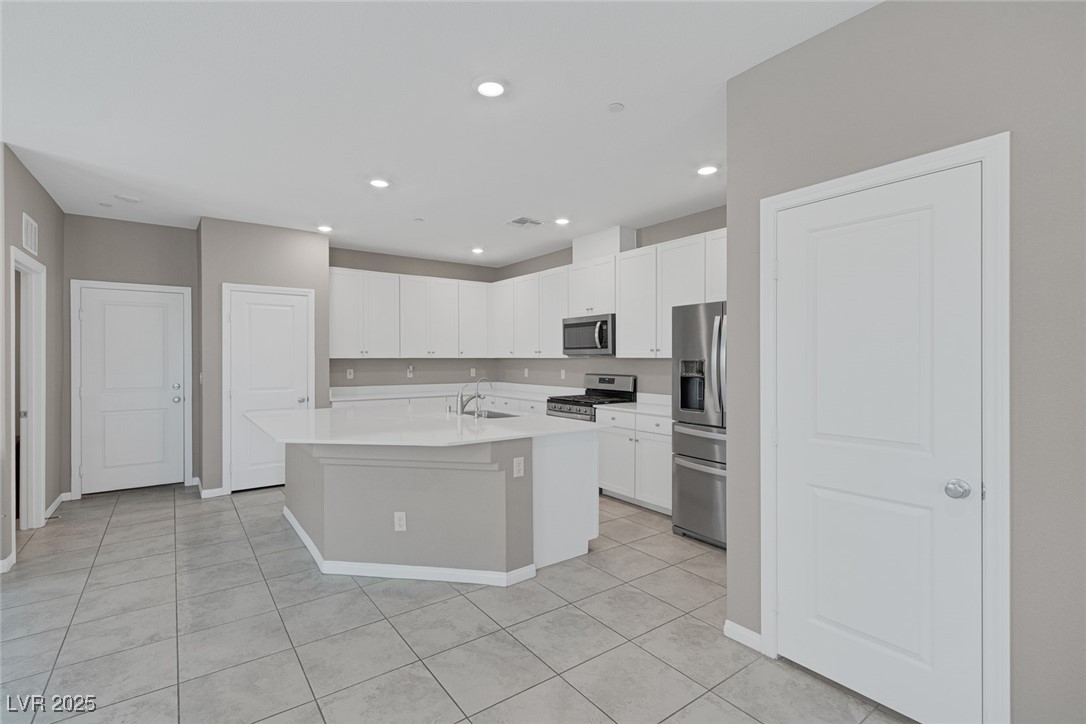 3220 Palindrome Avenue