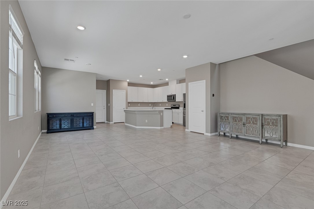 3220 Palindrome Avenue