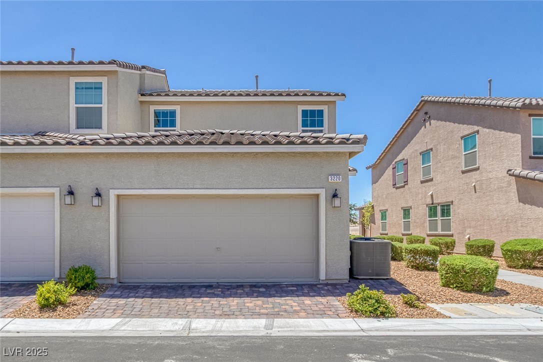 3220 Palindrome Avenue
