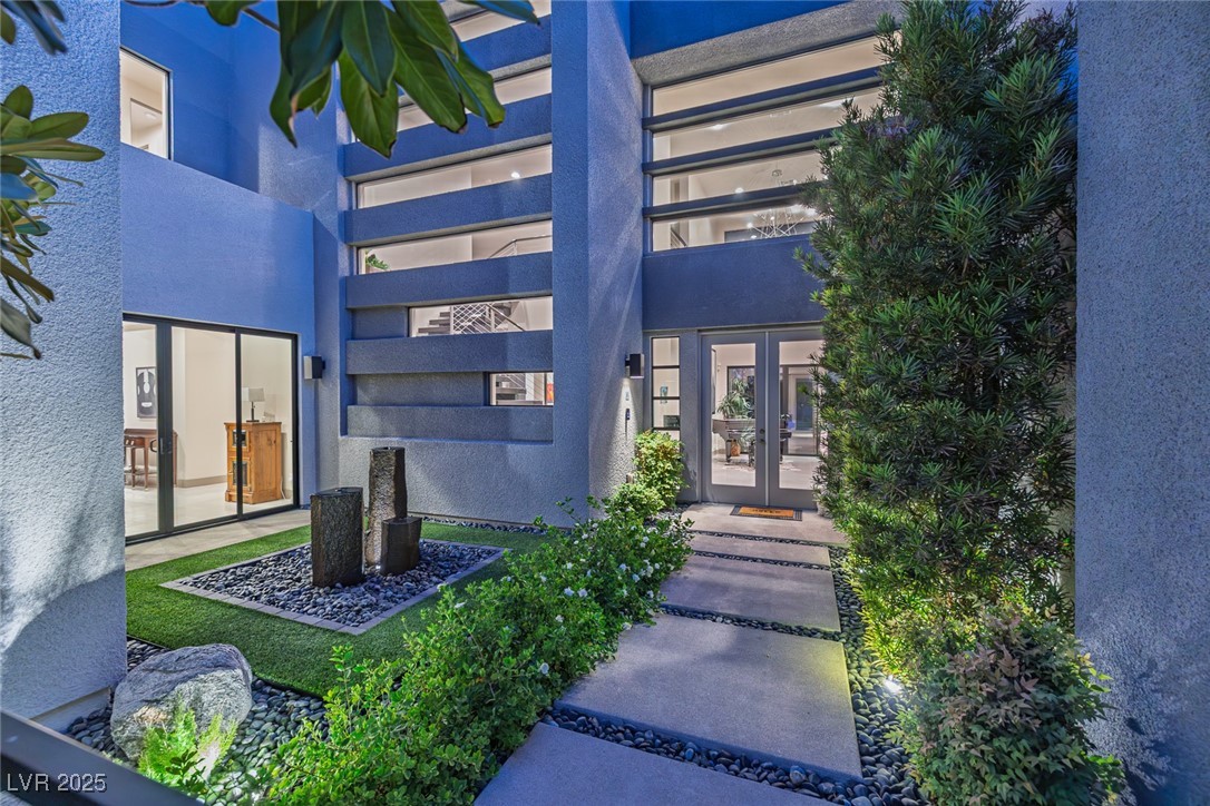 1337 Villa Barolo Avenue