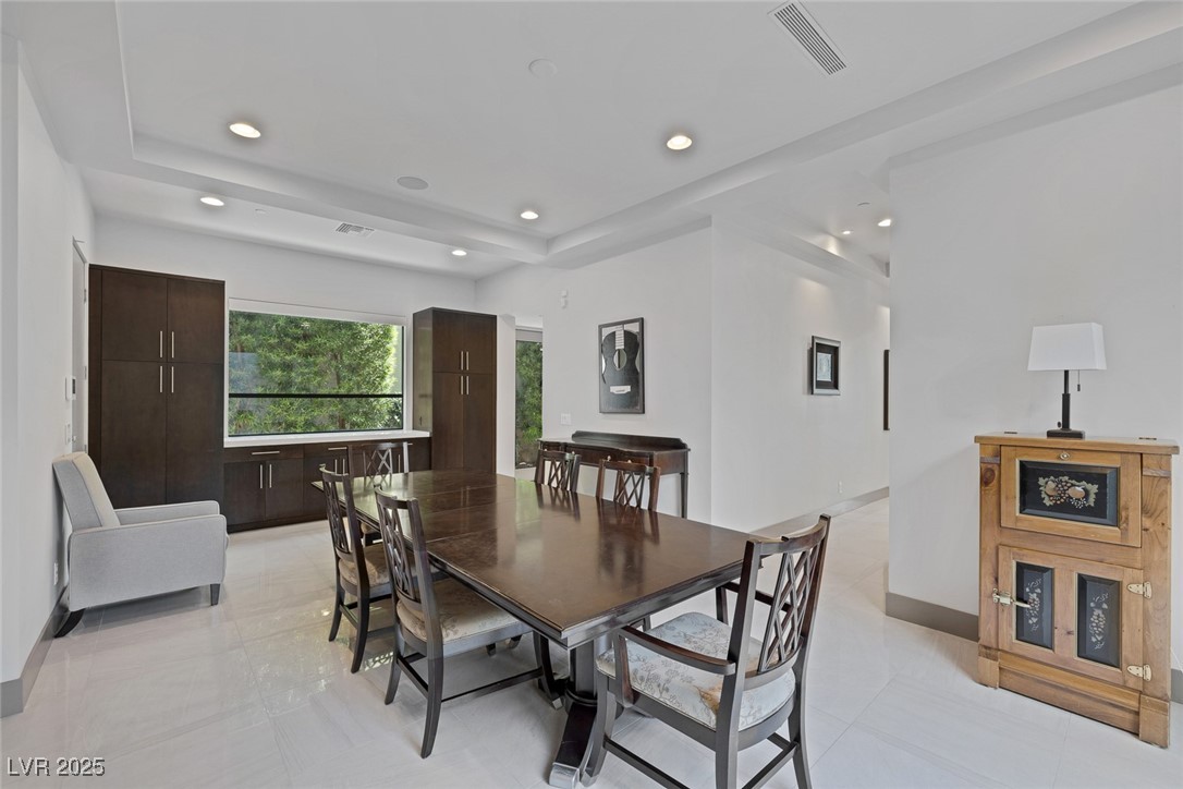 1337 Villa Barolo Avenue