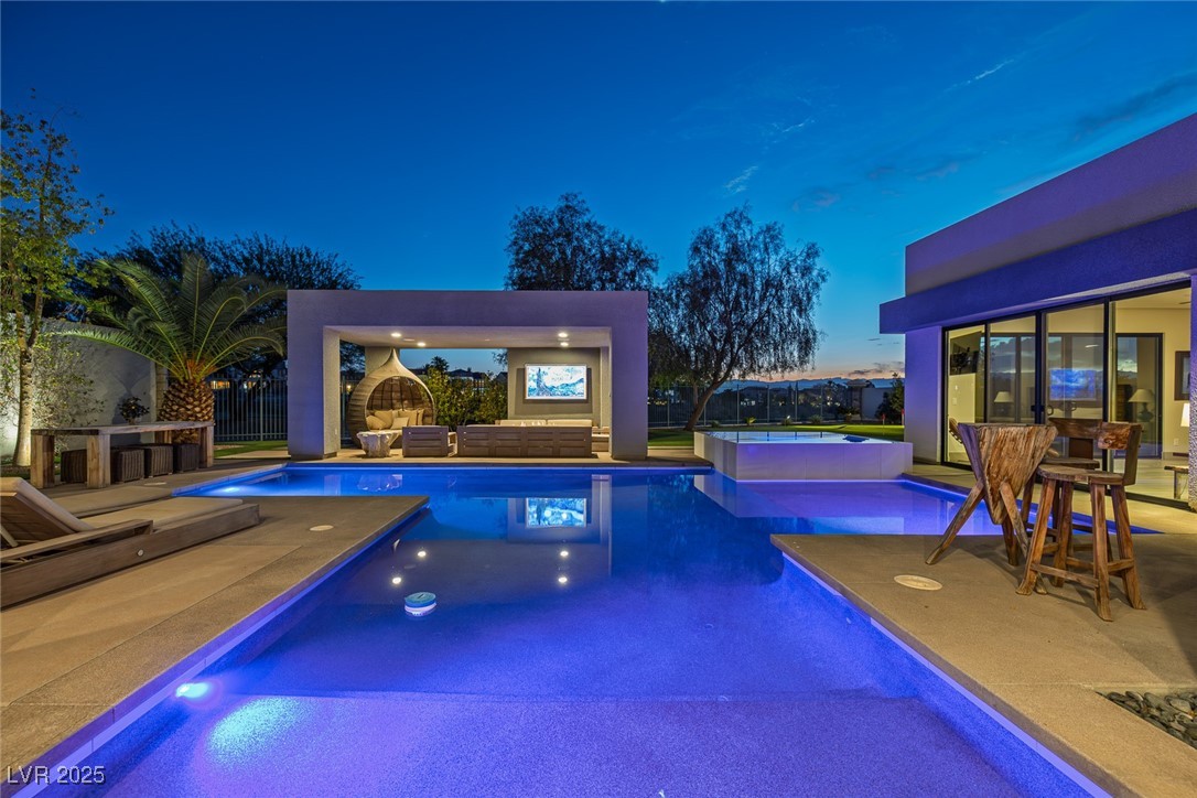 1337 Villa Barolo Avenue