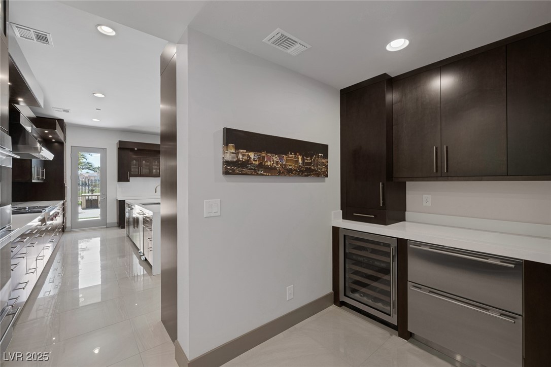 1337 Villa Barolo Avenue