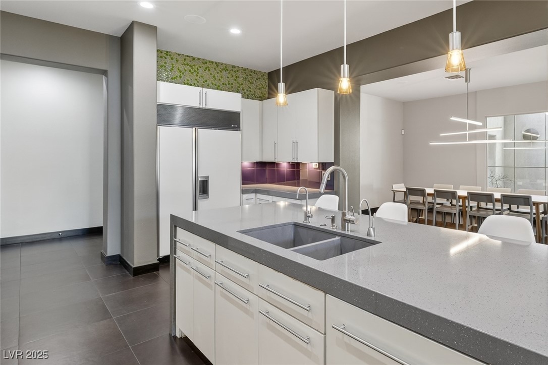 8480 Via De Bellasidra Court