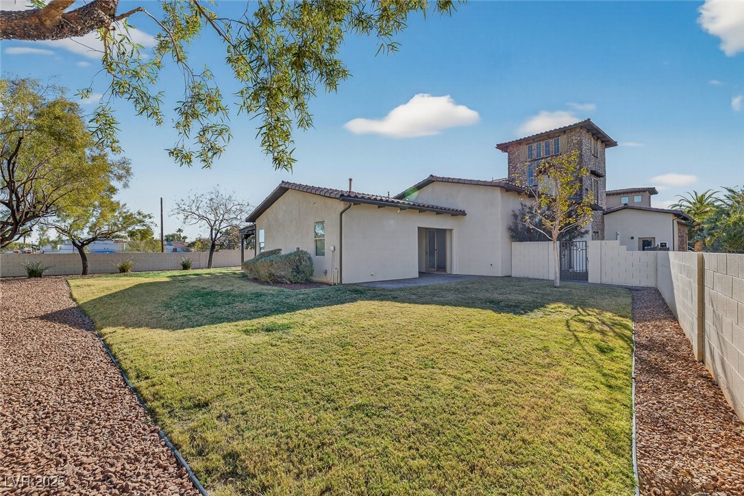 8480 Via De Bellasidra Court