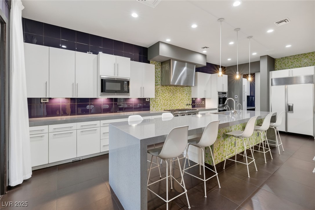 8480 Via De Bellasidra Court