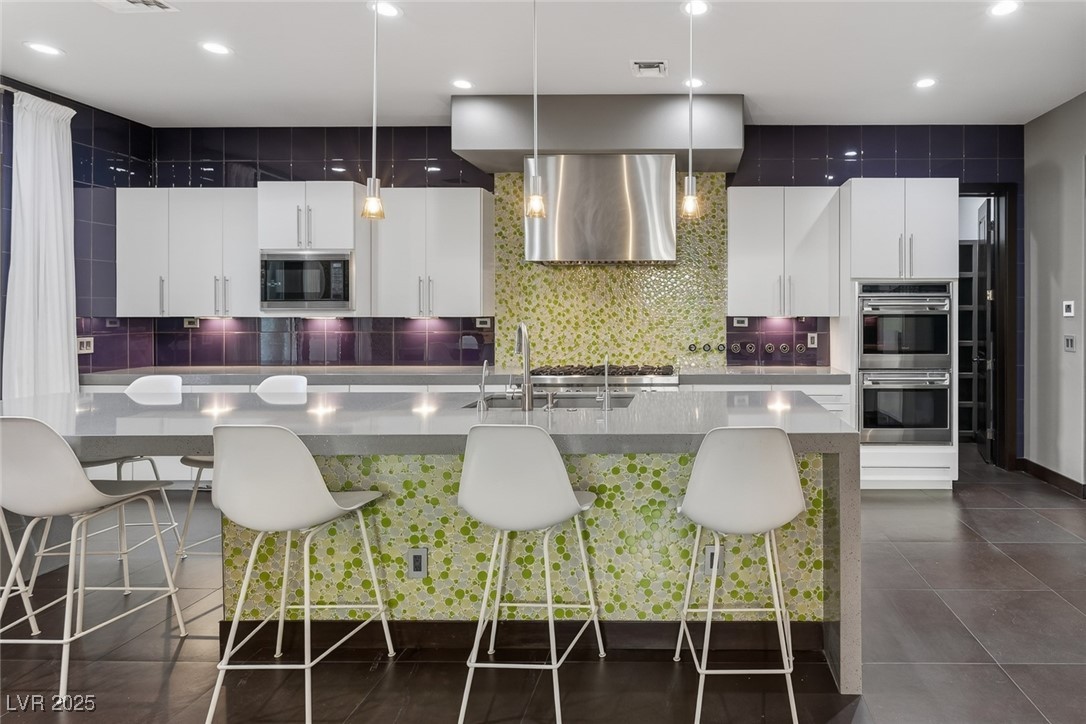 8480 Via De Bellasidra Court