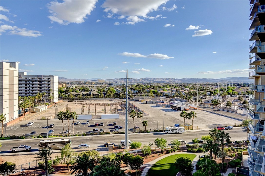 8255 Las Vegas Boulevard 813