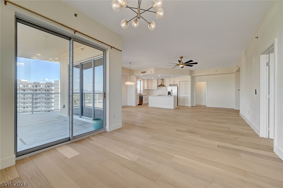 8255 Las Vegas Boulevard 813