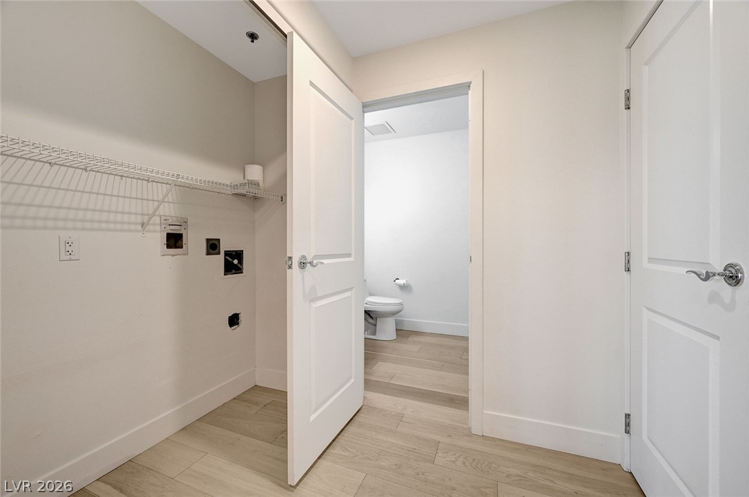 8255 Las Vegas Boulevard 813