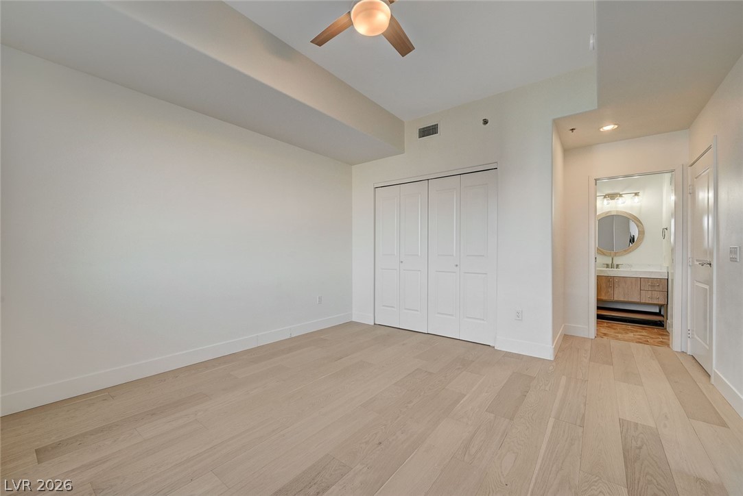 8255 Las Vegas Boulevard 813