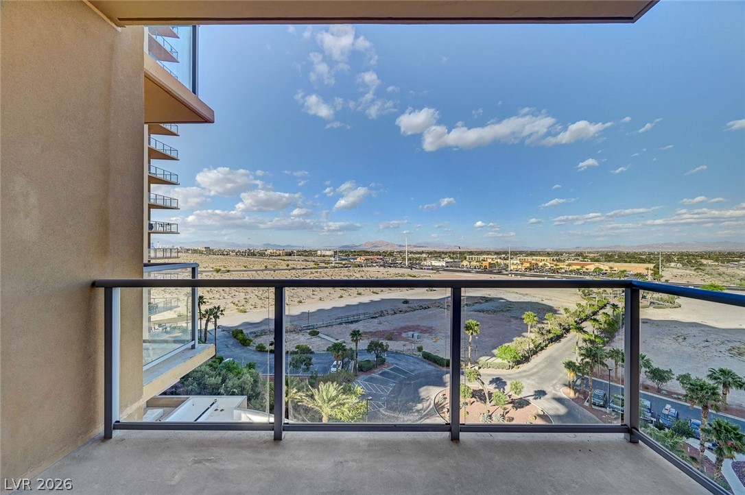 8255 Las Vegas Boulevard 813