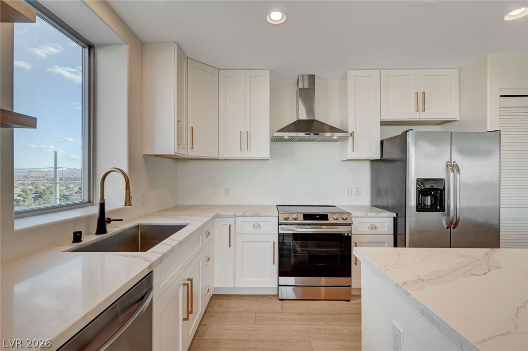 8255 Las Vegas Boulevard 813