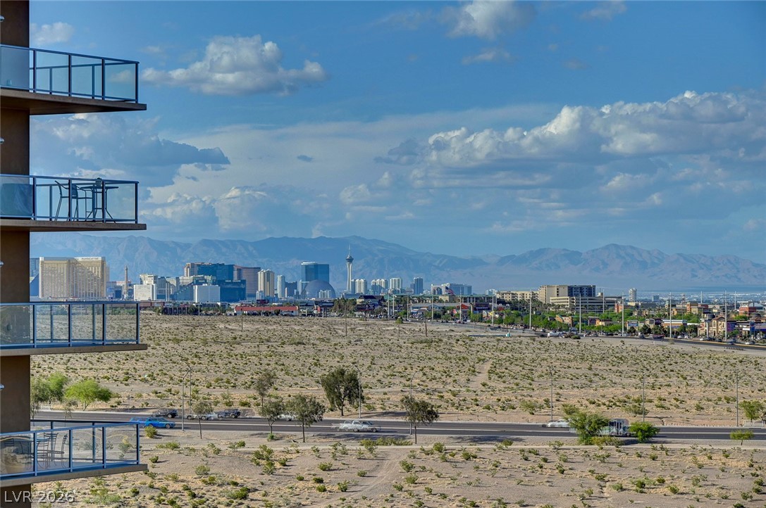 8255 Las Vegas Boulevard 813