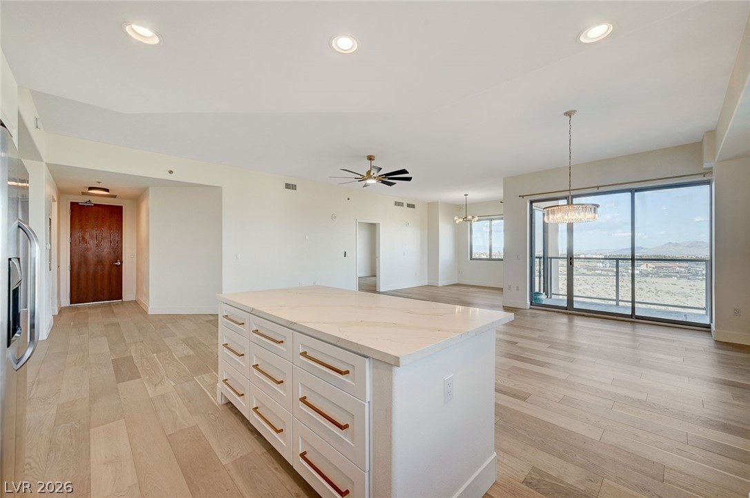 8255 Las Vegas Boulevard 813