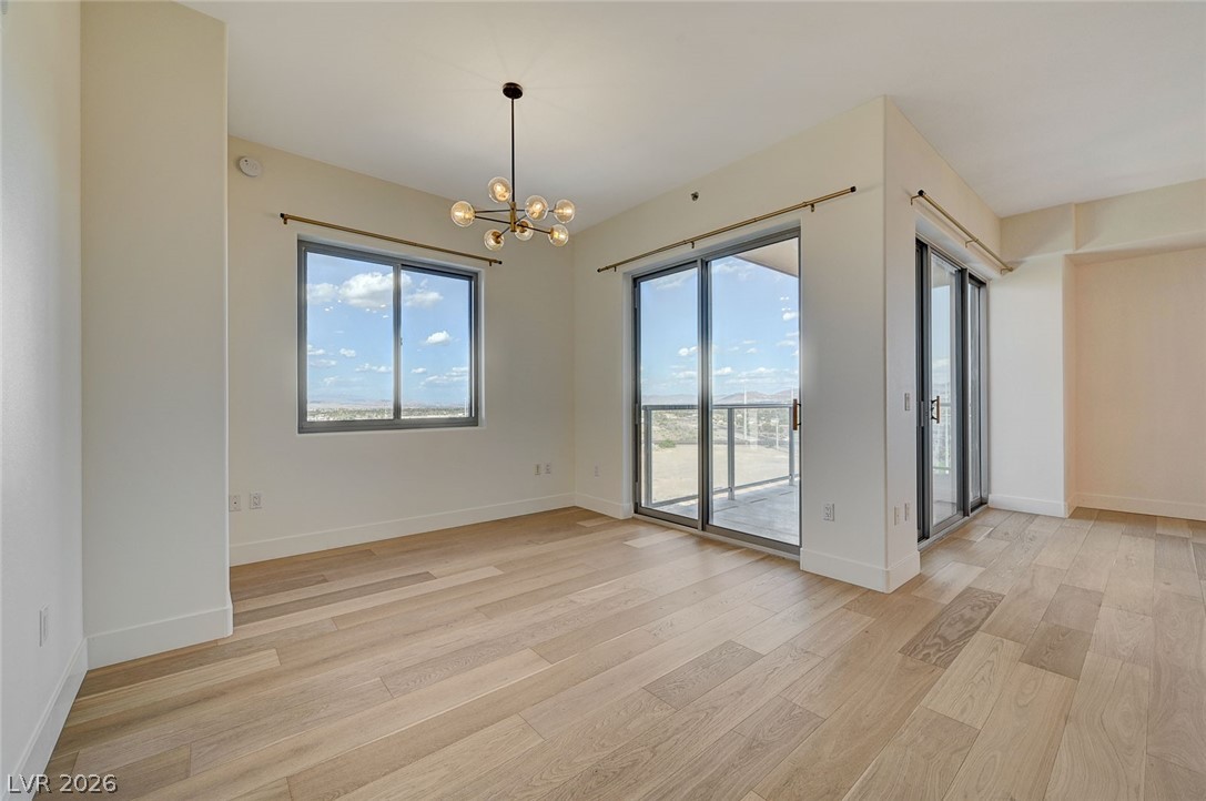 8255 Las Vegas Boulevard 813