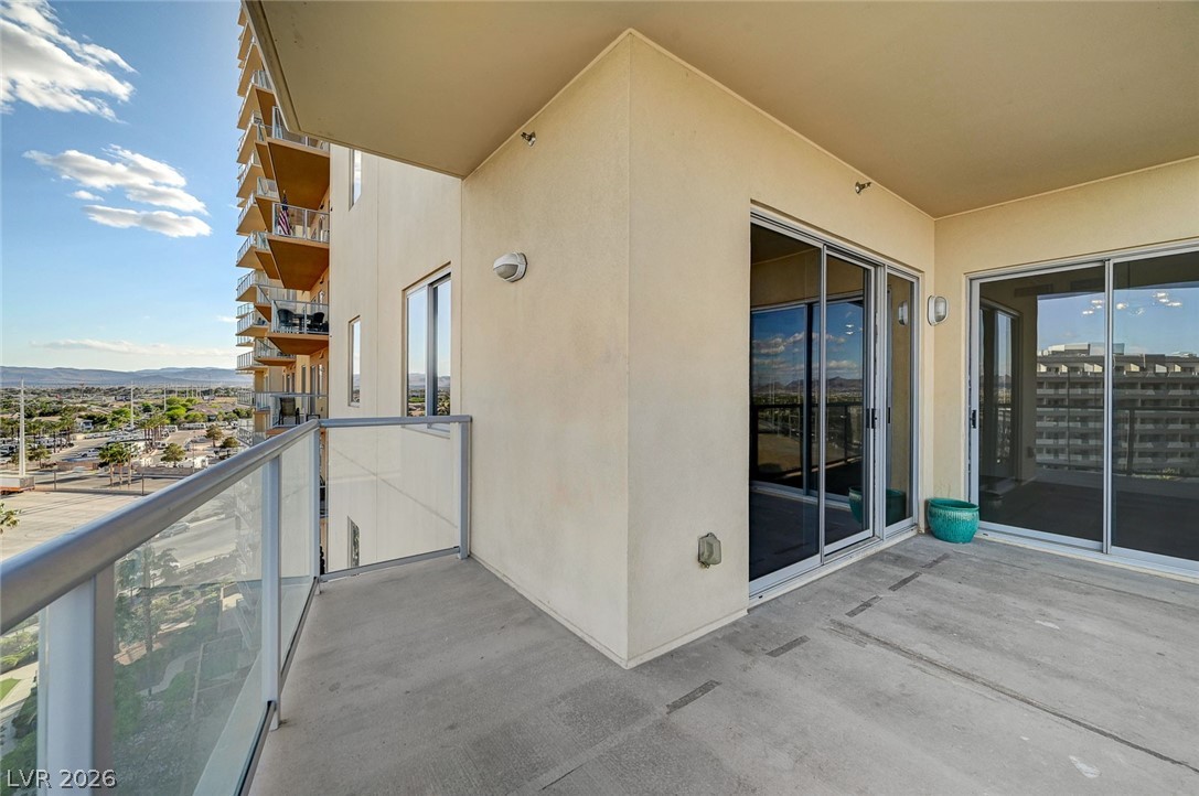 8255 Las Vegas Boulevard 813