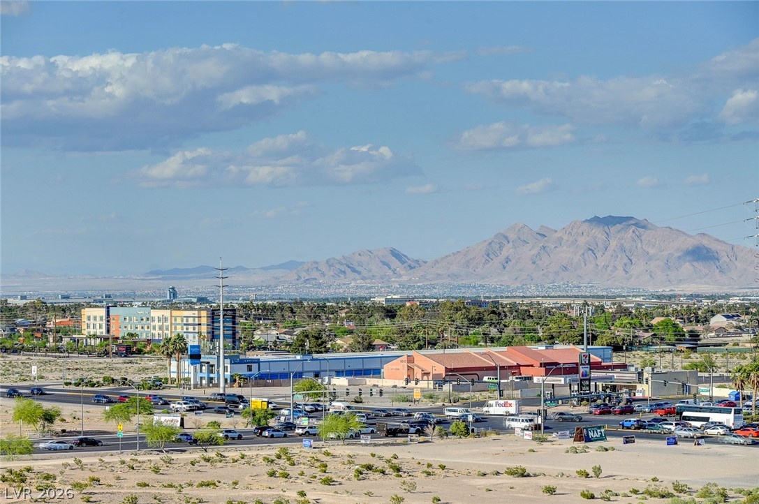 8255 Las Vegas Boulevard 813