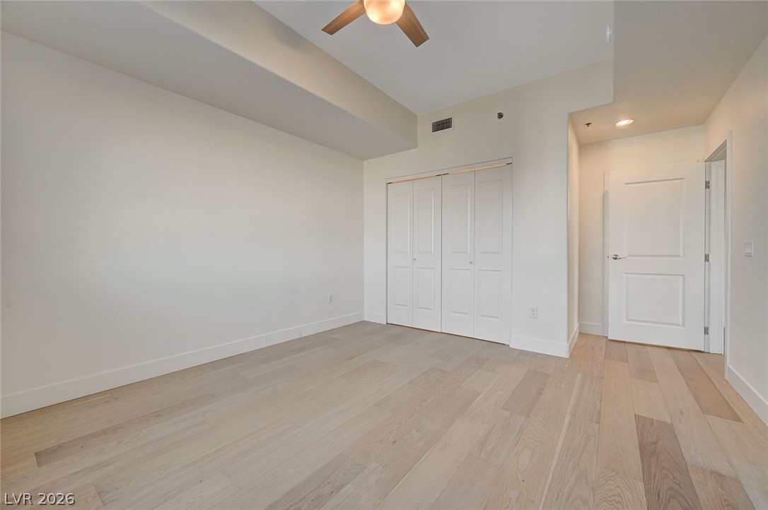 8255 Las Vegas Boulevard 813