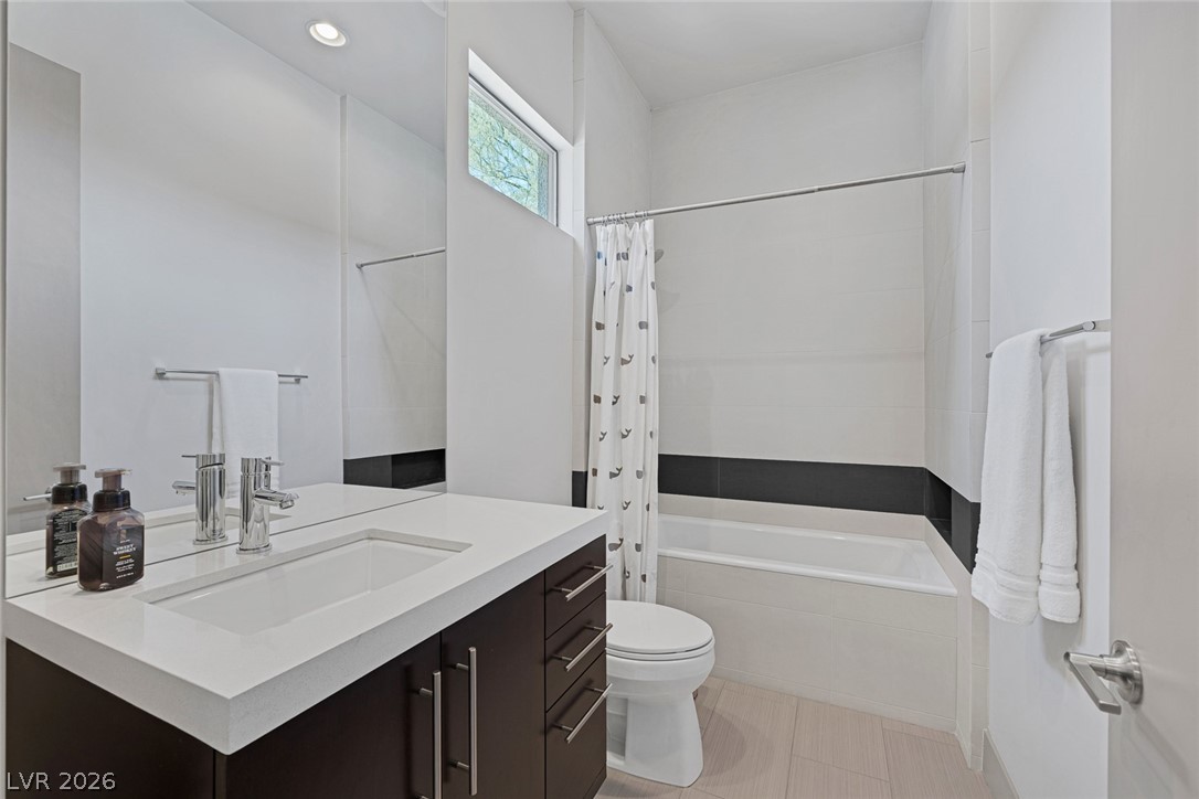 1337 Villa Barolo Avenue