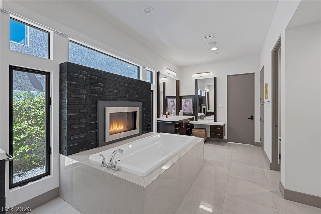 1337 Villa Barolo Avenue