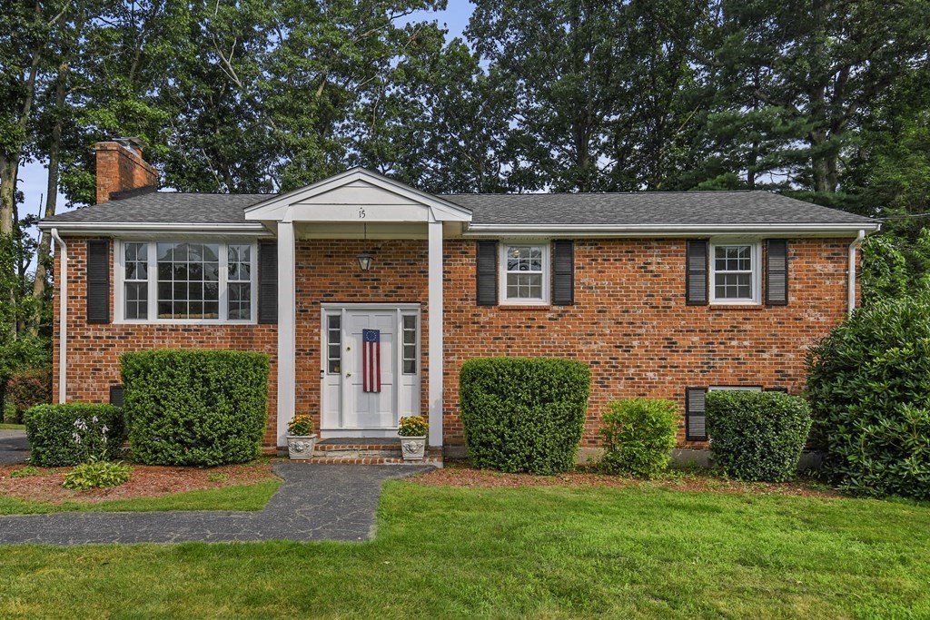 15 Whippoorwill Drive