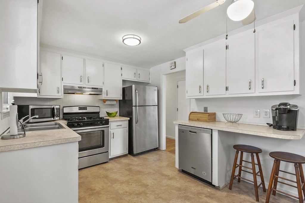 15 Whippoorwill Drive