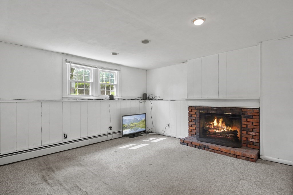 15 Whippoorwill Drive
