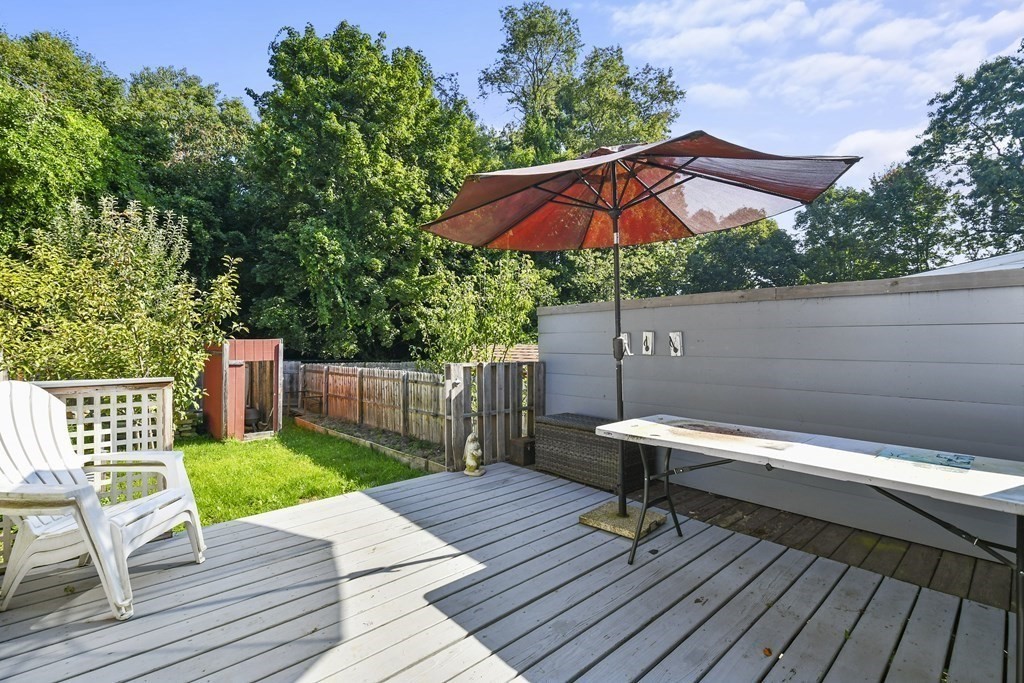 38 Warebrook Village