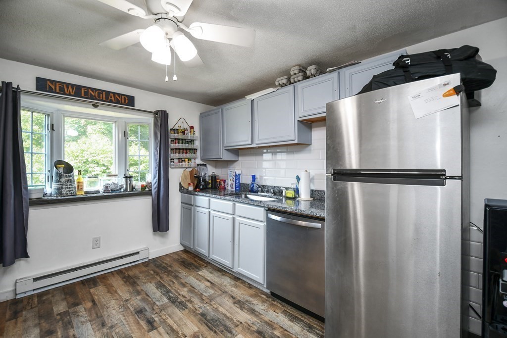 38 Warebrook Village