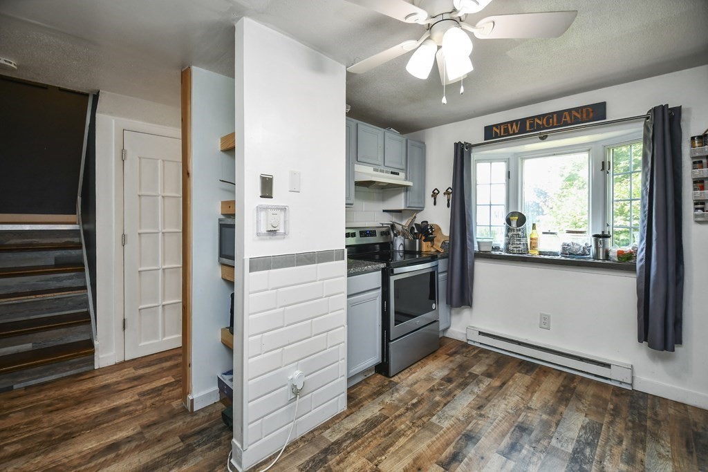 38 Warebrook Village