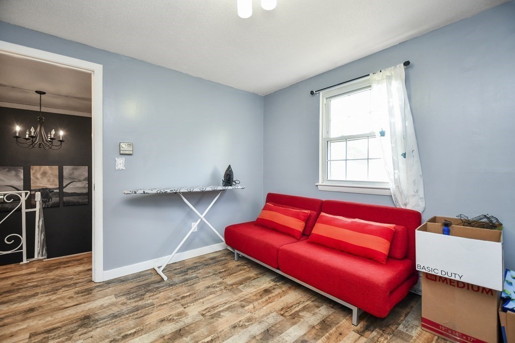 38 Warebrook Village